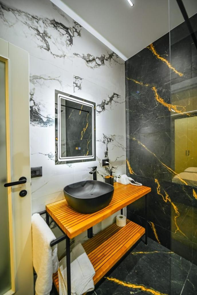 Mon Ami Boutique Hotel Shkodër 외부 사진